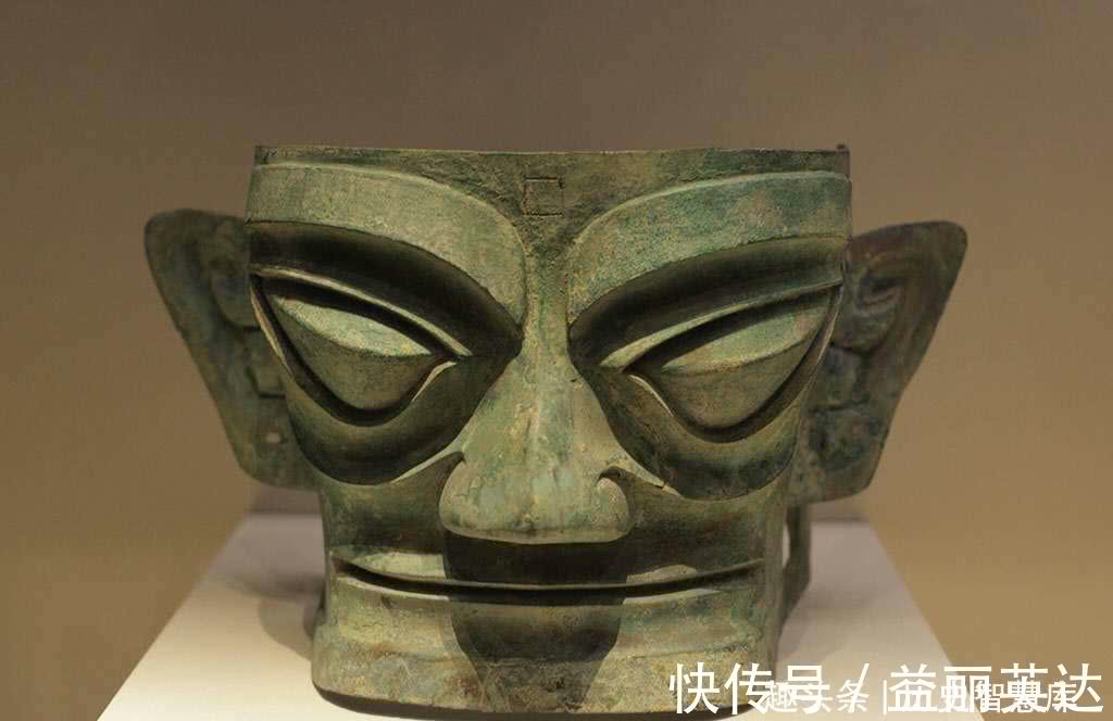 历史文化|三星堆明明可深入研究，为何挖到一半就停止？你看都出土了些什么