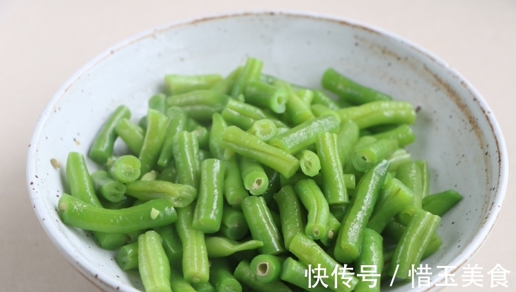 好吃|春天,女儿特馋的素菜,一周吃5次,营养又好吃,还提高免疫力