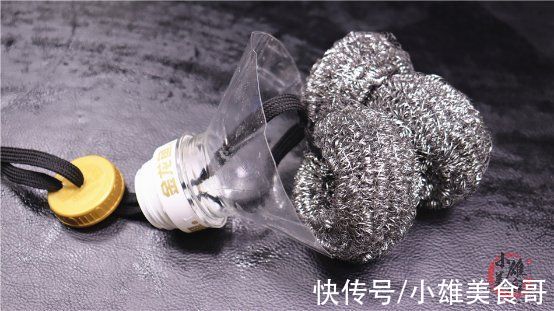 自从把3个钢丝球塞进塑料瓶,老公抢着进厨房,看完抓紧做一个