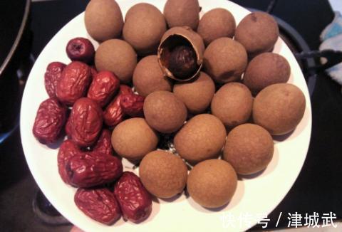 早餐|天冷了,聪明女人早餐就吃它,坚持每天喝一碗,皮肤细嫩睡得香