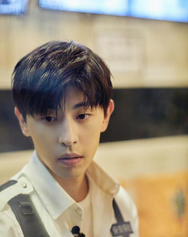 ”极限挑战7“开录,第六季原班人马回归,黄明昊加盟最新一季