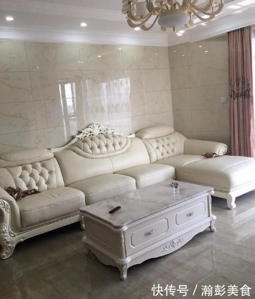 新房|参观同事家新房,全屋贴瓷砖,还把冰箱放在阳台的,头一次见啊