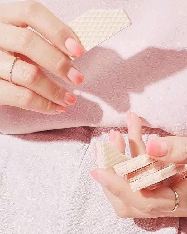 2020春夏流行美甲来了,最新美甲大合集,好看到犯规