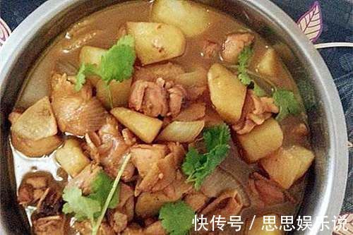 炖鸡肉你|炖鸡肉你还在加水?别傻了,换成“它”鲜嫩好吃,尝一口就停不了
