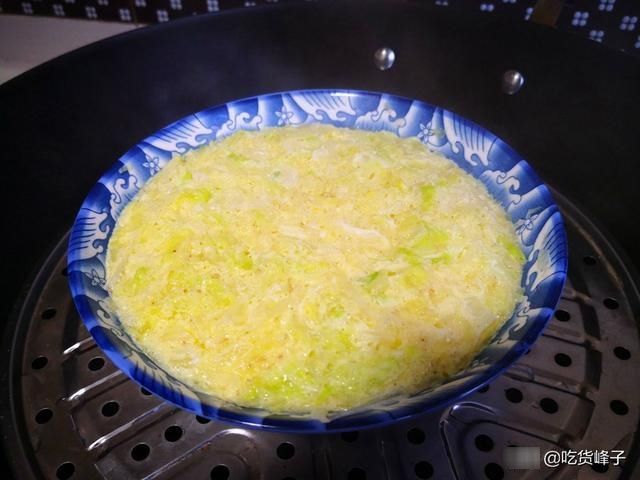 回老家蹭饭，晒丈母娘做的菜炸圈了，网友：这才是正宗农家菜