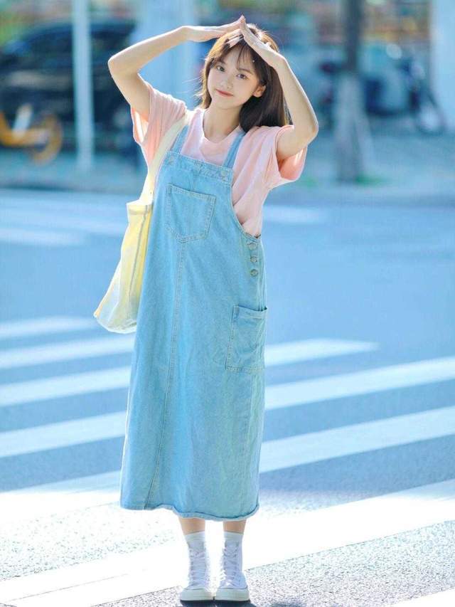 平底鞋|小个子和微胖穿搭如何避雷?条纹衫搭配半身裙,能提升气质还洋气