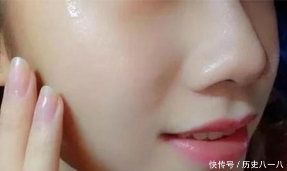 还在煞费苦心的祛斑？厨房便宜的它涂脸，让你的斑点无影无踪