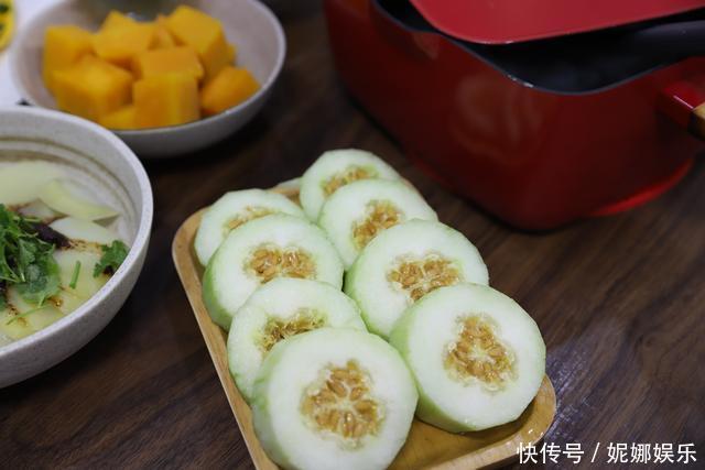 上班族妈妈不早起,用20分钟给孩子做早餐,种类多样口味丰富