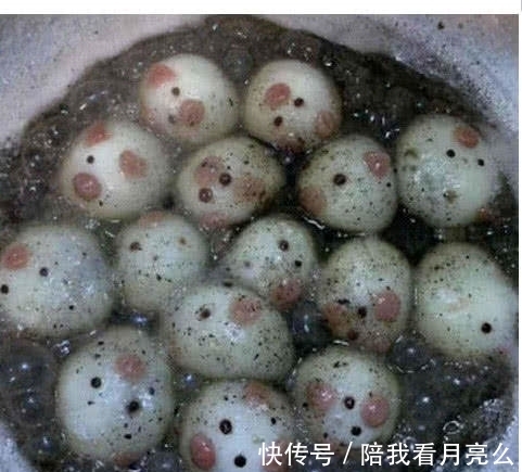 汤圆|真不敢让女友做饭,这煮的是汤圆?还是熬的芝麻糊?