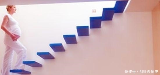 孕妇|怀孕晚期,孕妈爬楼梯可以有助于顺产?这几种情况也要顾虑到!