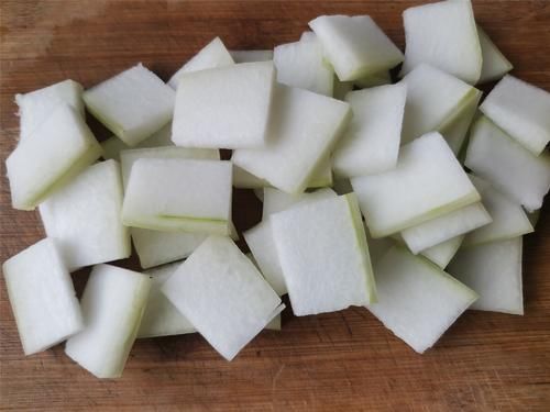 美颜|冬季,这才是冬瓜最好吃的做法,清淡味美颜值高,给肉都不换