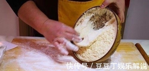 泡打粉|简单实用的发面小窍门,10分钟发好面,蒸馒头包再也不用等
