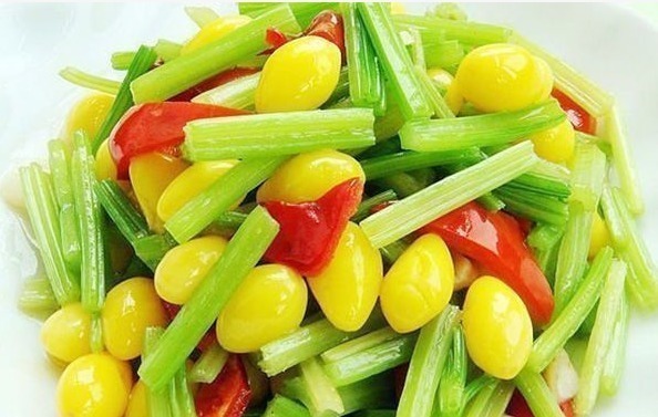 日常生活中|高血压患者的“福音”,建议多吃三种“降压菜”,降血效果好