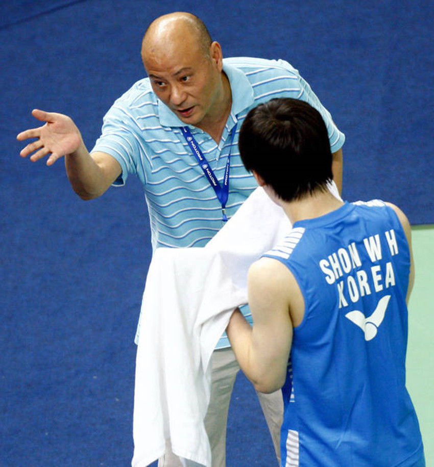 羽毛球|李矛辭掉國家隊主教練，去外國執(zhí)教，為何他卻又一心想回國執(zhí)教