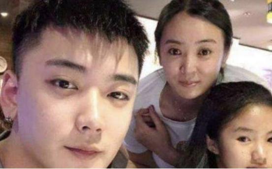 李勒優(yōu)|變形記唯一丑小鴨變變天鵝的農村姑娘，被城市富豪家當親女兒照顧