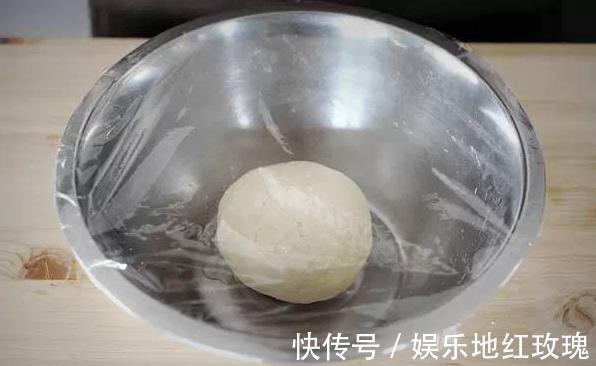 面团|末伏烙饼,掌握正确做法,层次多又柔软,凉了仍好吃不干硬