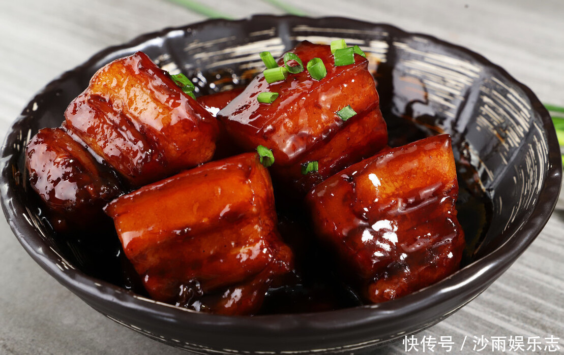 焯水|做红烧肉，别只知道焯水，多加这一步，肉肥而不腻，入口即化