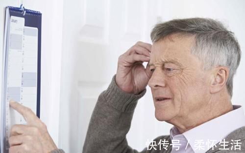 预防老年痴呆|老人若有4种异常，或是老年痴呆的前兆，家里有长辈的，需留意