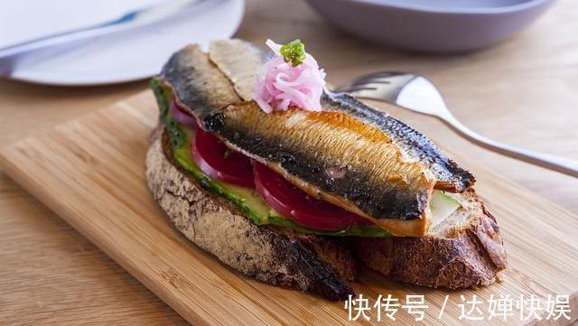 西兰花|女人最好的“胶原蛋白”,每天吃点,紧致肌肤,做“冻龄女神”