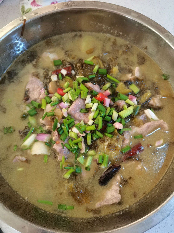 铁锅|酸菜肉片汤