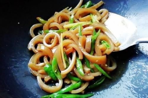 冬天,吃大鱼大肉不如它,每天炒一盘,营养极高,滋补又馋人