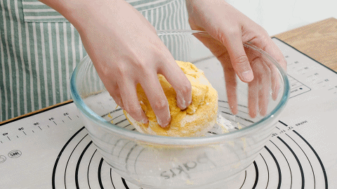 大盘|南瓜新吃法！2块钱能做一大盘！养胃助消化，老人小孩都爱吃！