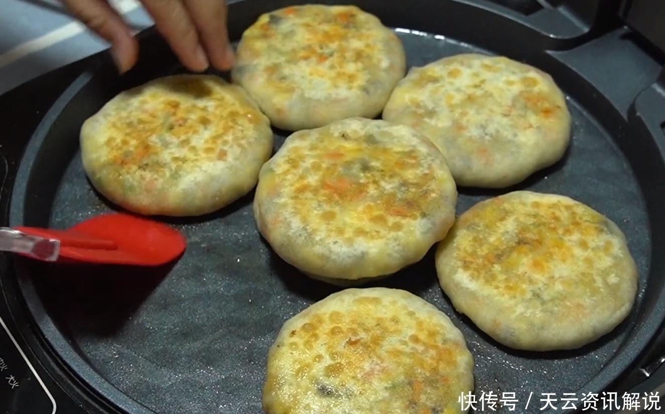 不到|我家经常做这款馅饼,成本不到10元,薄皮大馅,每次至少吃5张