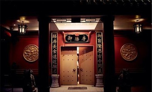 热菜|古代皇子想篡位,为何不在御膳里下毒?溥仪:我就没吃过一口热菜