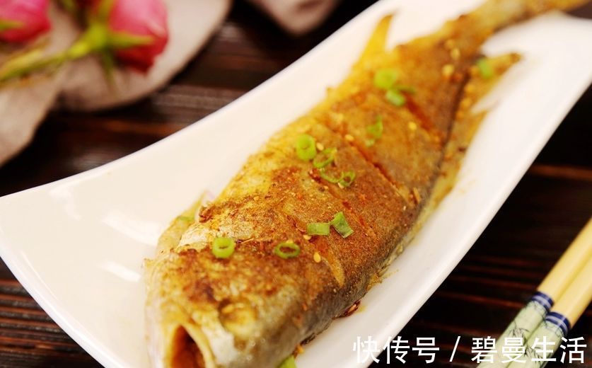 煎鱼不散、做鱼不腥,跟五星行政总厨学的技巧,做啥鱼都好吃!