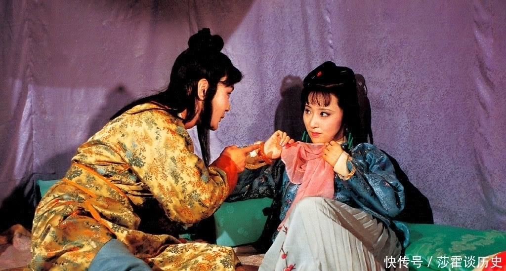 黛玉|贾宝玉对黛玉有没有逾越？他曾跟柳湘莲说过一句话，结果不言而喻