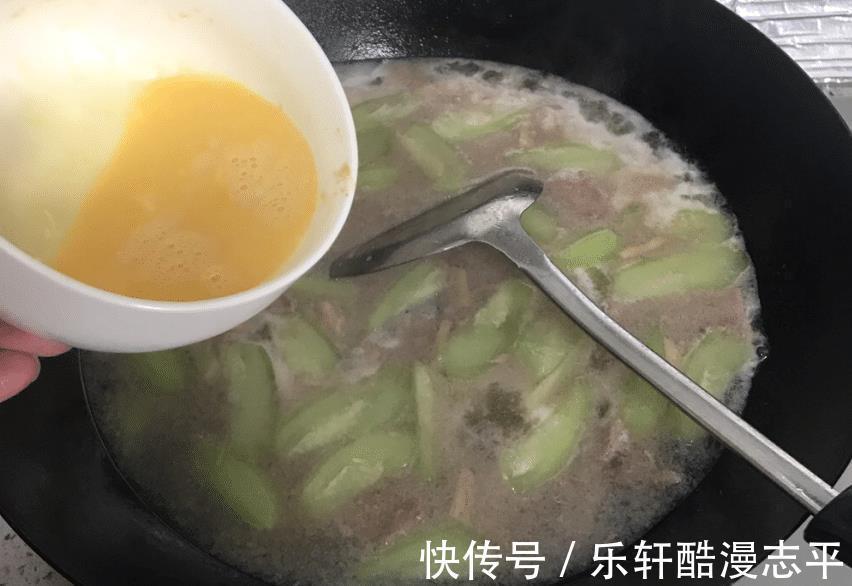 猪肝片|三伏天出汗多,这汤多给家人喝,营养美味,清热消暑,别不懂喝