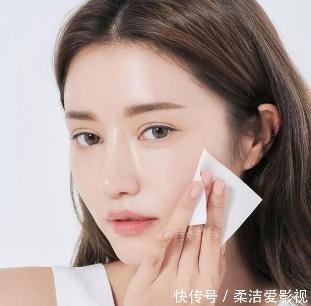 眉毛|建议女人:不管何时出门尽量化淡妆,教你正确顺序,简单又美丽