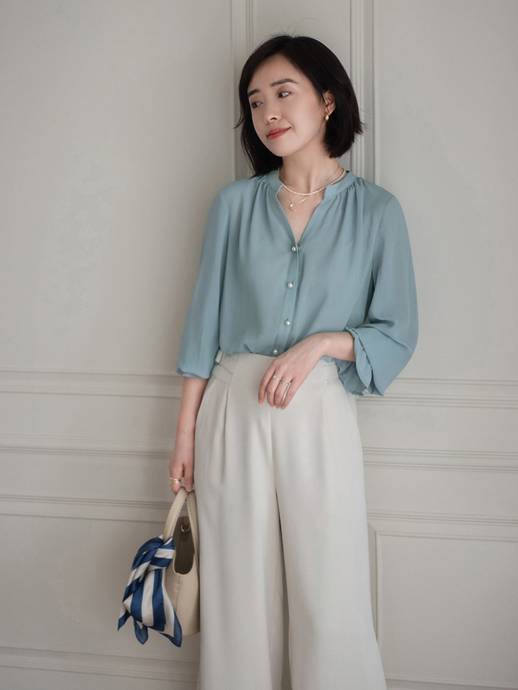 针织开衫|30+的女性怎么穿才好看,用粗条纹针织衫配薄纱半身裙,高级优雅