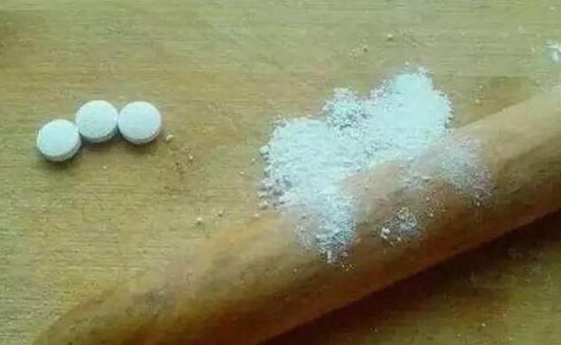 淘米水加点料，没有异味，肥效能翻10倍，养啥花都旺