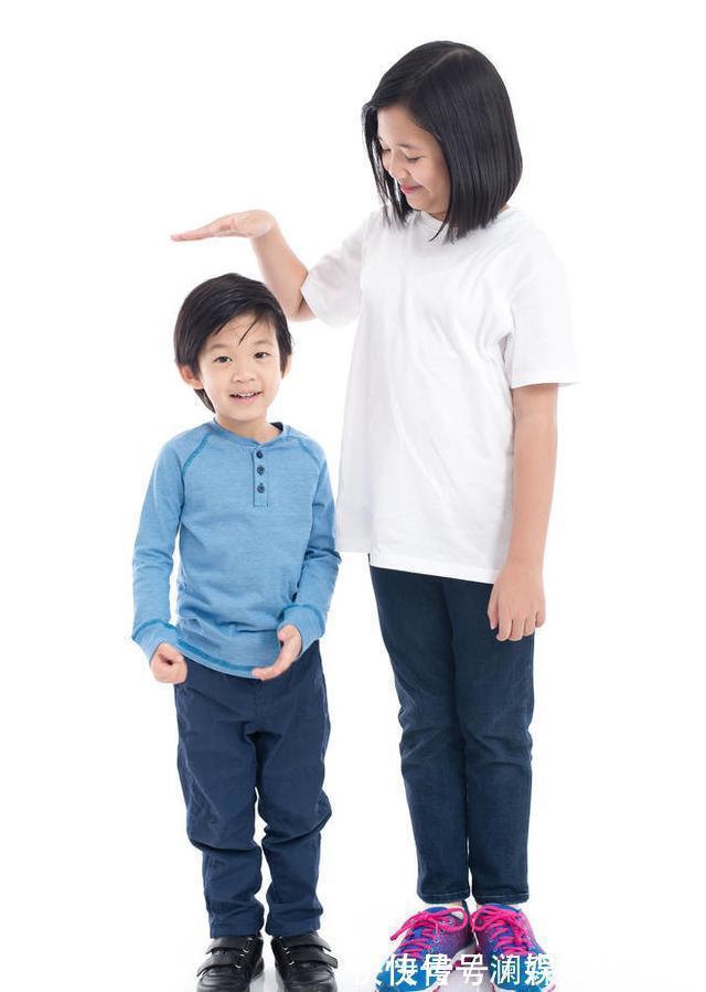 小点心|“天天喝牛奶”的孩子和“从不喝牛奶”的孩子,3大差别很明显