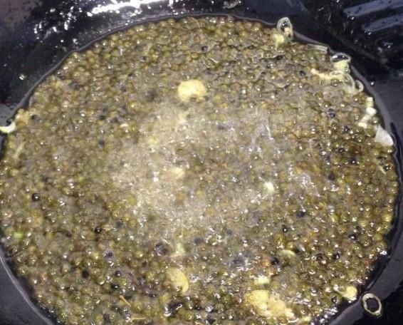 麻椒|炒菜,花椒怎么弄才最麻冷油下锅还是热油下锅?