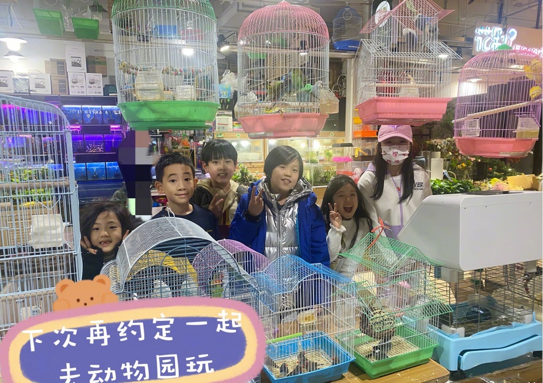 回忆杀!吴尊晒与陈小春刘畊宏聚会照,NeiNei小泡芙长大不少