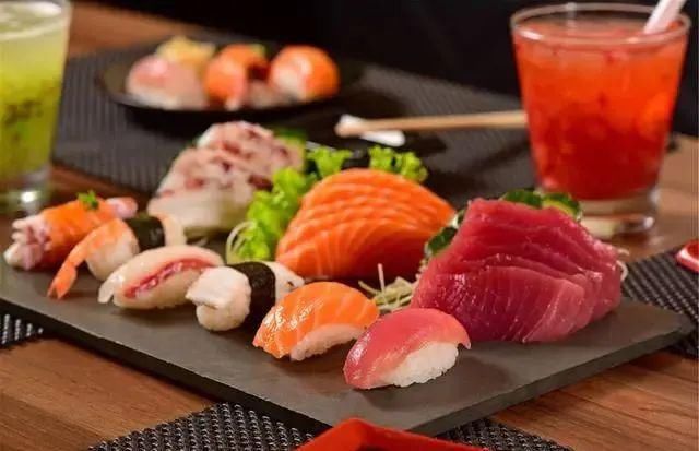 饭桌|四种鱼,趁早撤离饭桌,也许营养少且毒素多,鱼贩:知道越少越好