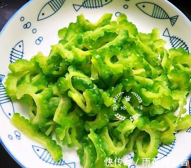 每天不知道吃什么这5道快手菜,开胃营养高,很适合小孩子吃!