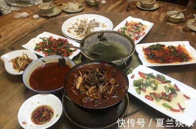 姐夫请客吃饭,9个人吃12道菜,花了628元,吃一半不想吃了