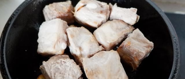  家常版糖醋排骨，这样做出来，大人小孩都喜欢吃