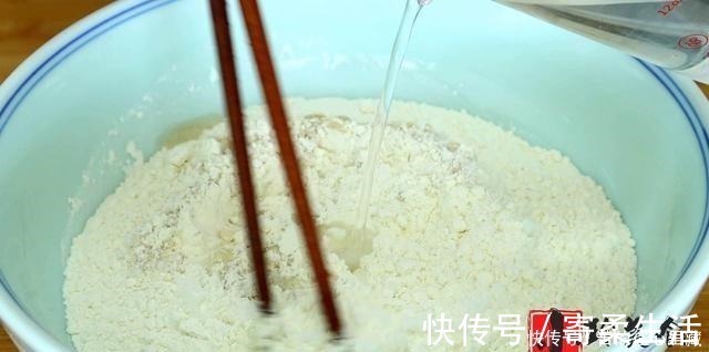 早餐不用出去买了，教你新做法，比面包还松软，比包子还香，解馋