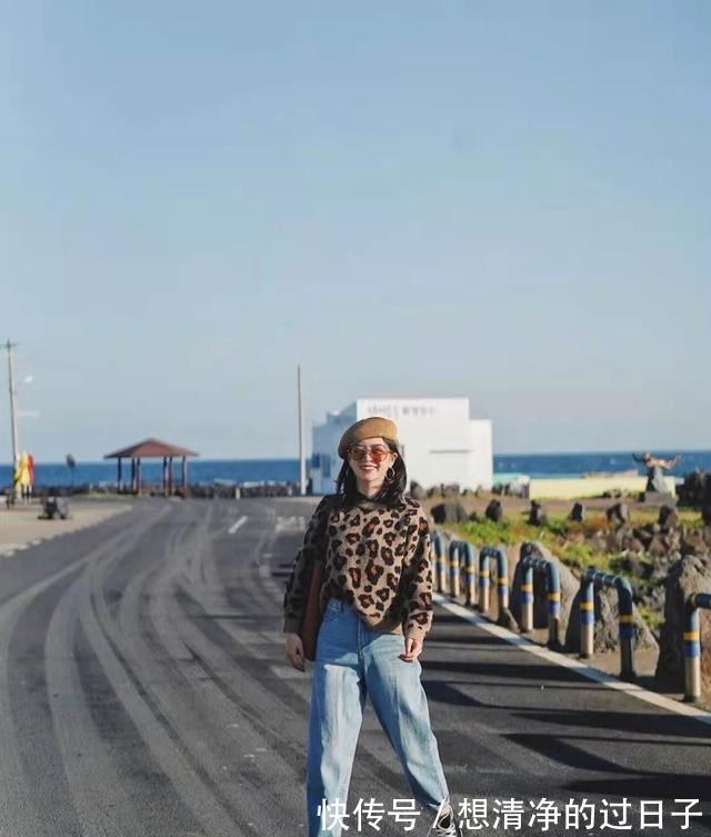 上衣 今年服饰不用买太多,有一件“豹纹单品”就够了,洋气时髦又吸睛!