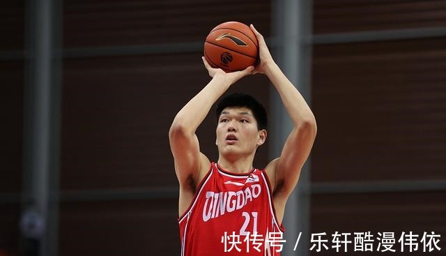 刘传兴|只能回CBA中国男篮强力中锋或被放弃,网友去广东!