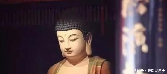 世上|世上有两种人,不用拜佛,佛菩萨也会保佑他