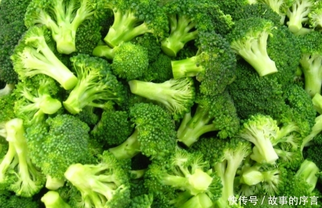 西兰花搭一宝，一起食用，食欲胃口好了，色斑