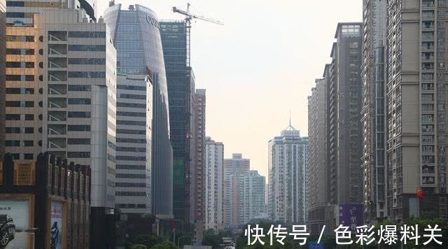 利率|70万的房贷,30年多少利息?如果存银行,30年有多少利息?