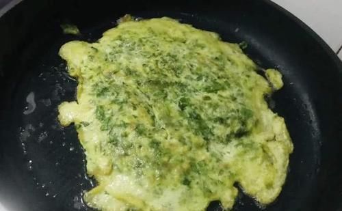 叶子|这菜拿来炒鸡蛋，比韭菜还香，平时总嫌弃，都是扔掉处理，可惜了
