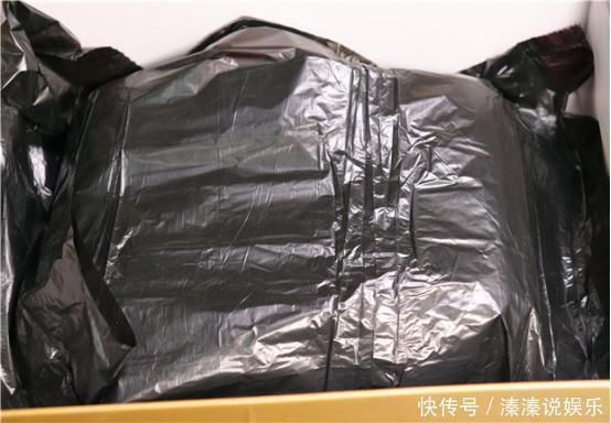 发芽|原来保存土豆这么简单,只要撒一把,放一年也不发芽不变黑,实用