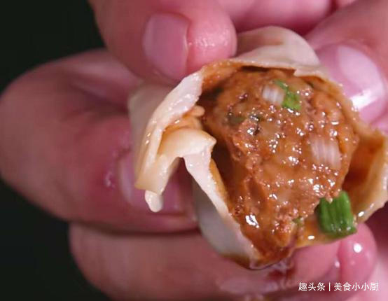 爱吃“饺子”的人有福了,饺子馆大厨,传授拌馅“秘方”,太香了